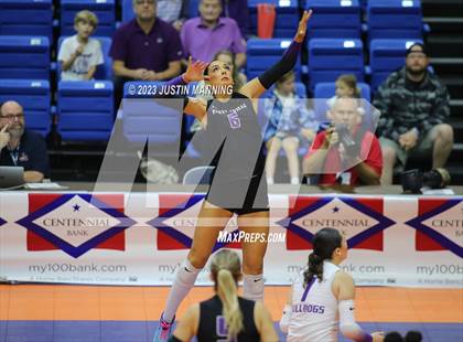 Thumbnail 1 in Conway vs. Fayetteville (AAA 6A Final) photogallery.