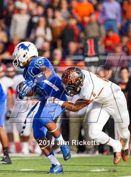 Thumbnail 2 in Tyler [John] vs. Aledo (UIL 5A Division 1 Semifinal) photogallery.