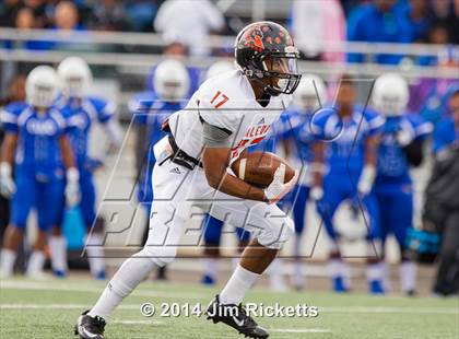 Thumbnail 2 in Tyler [John] vs. Aledo (UIL 5A Division 1 Semifinal) photogallery.