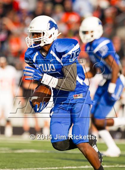 Thumbnail 3 in Tyler [John] vs. Aledo (UIL 5A Division 1 Semifinal) photogallery.