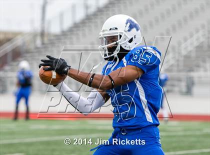 Thumbnail 2 in Tyler [John] vs. Aledo (UIL 5A Division 1 Semifinal) photogallery.