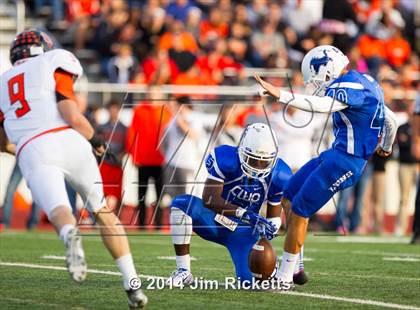 Thumbnail 3 in Tyler [John] vs. Aledo (UIL 5A Division 1 Semifinal) photogallery.