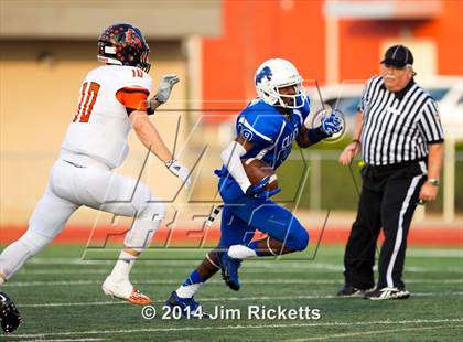 Thumbnail 2 in Tyler [John] vs. Aledo (UIL 5A Division 1 Semifinal) photogallery.