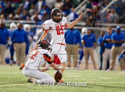Thumbnail 2 in Tyler [John] vs. Aledo (UIL 5A Division 1 Semifinal) photogallery.