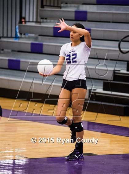 Thumbnail 1 in Nettleton vs. Fayetteville photogallery.
