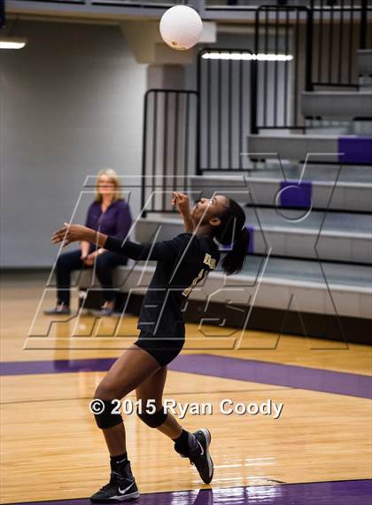 Thumbnail 2 in Nettleton vs. Fayetteville photogallery.