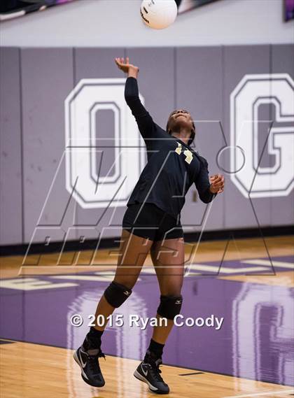 Thumbnail 3 in Nettleton vs. Fayetteville photogallery.