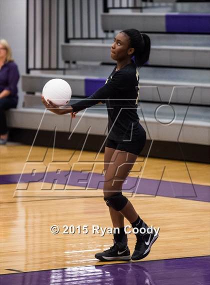 Thumbnail 1 in Nettleton vs. Fayetteville photogallery.