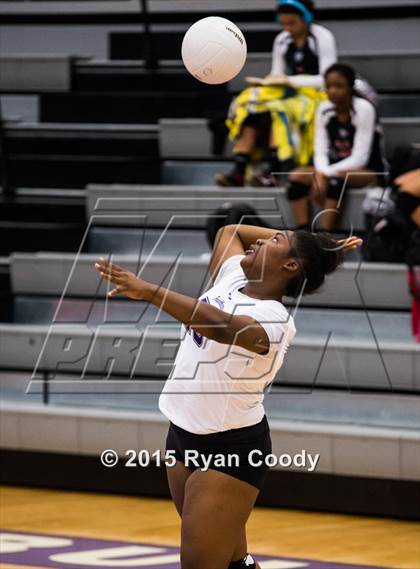 Thumbnail 3 in Nettleton vs. Fayetteville photogallery.