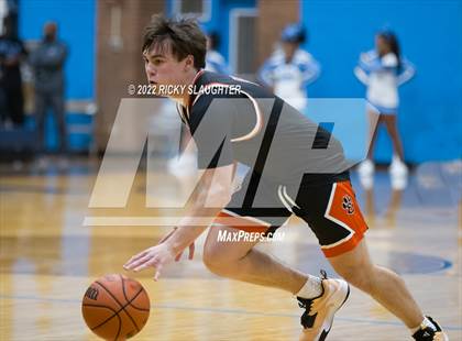 Thumbnail 1 in Edwardsville @ Belleville East  photogallery.