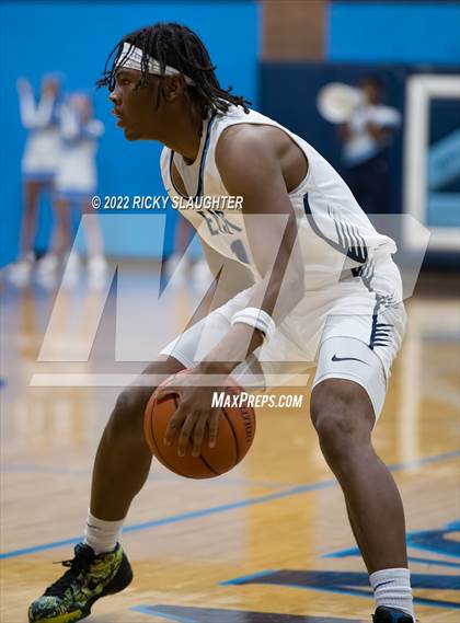 Thumbnail 2 in Edwardsville @ Belleville East  photogallery.