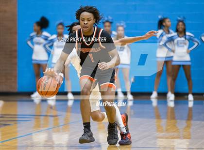 Thumbnail 3 in Edwardsville @ Belleville East  photogallery.