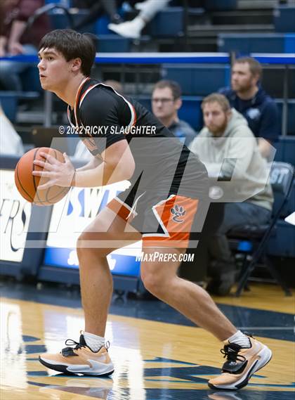 Thumbnail 3 in Edwardsville @ Belleville East  photogallery.