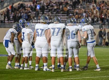 Thumbnail 1 in East Bernard vs. Pewitt (UIL 3A State Semifinal) photogallery.