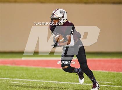 Thumbnail 2 in East Bernard vs. Pewitt (UIL 3A State Semifinal) photogallery.