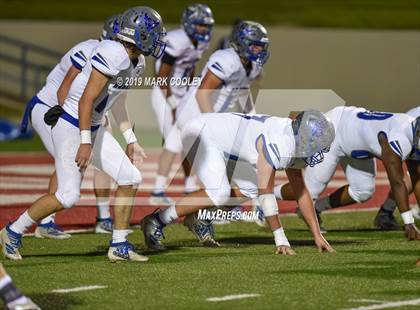 Thumbnail 2 in East Bernard vs. Pewitt (UIL 3A State Semifinal) photogallery.