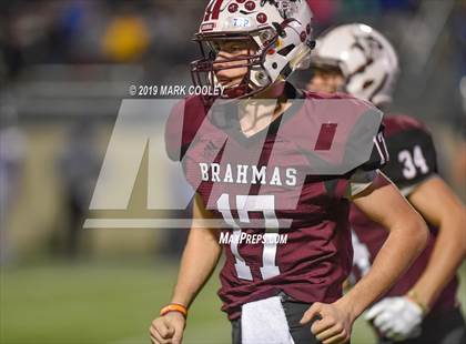 Thumbnail 1 in East Bernard vs. Pewitt (UIL 3A State Semifinal) photogallery.