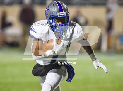 Thumbnail 2 in East Bernard vs. Pewitt (UIL 3A State Semifinal) photogallery.