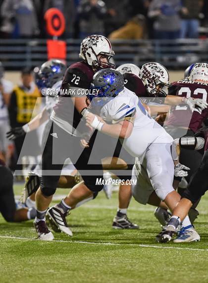 Thumbnail 2 in East Bernard vs. Pewitt (UIL 3A State Semifinal) photogallery.