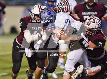Thumbnail 1 in East Bernard vs. Pewitt (UIL 3A State Semifinal) photogallery.