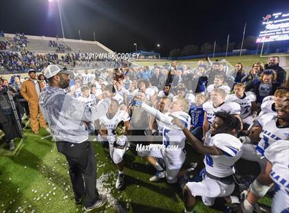 Thumbnail 1 in East Bernard vs. Pewitt (UIL 3A State Semifinal) photogallery.