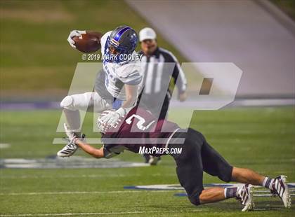 Thumbnail 2 in East Bernard vs. Pewitt (UIL 3A State Semifinal) photogallery.