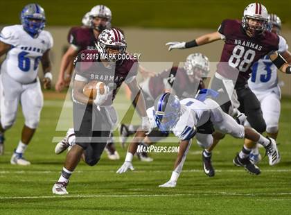 Thumbnail 2 in East Bernard vs. Pewitt (UIL 3A State Semifinal) photogallery.