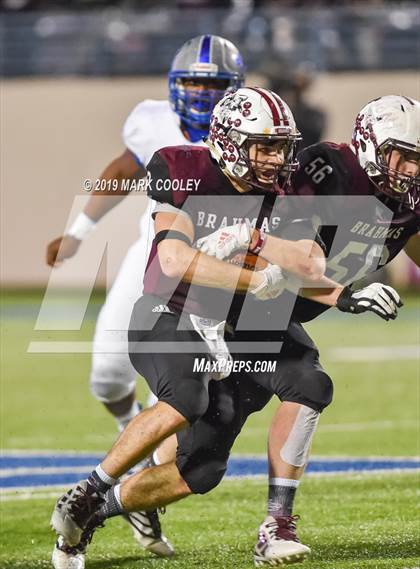 Thumbnail 3 in East Bernard vs. Pewitt (UIL 3A State Semifinal) photogallery.