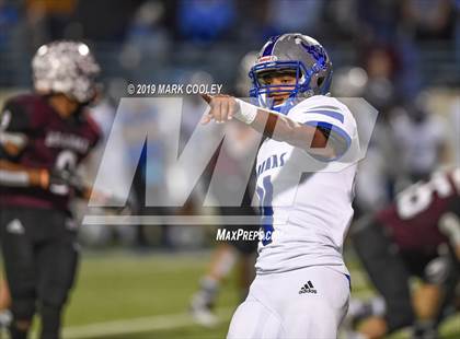 Thumbnail 3 in East Bernard vs. Pewitt (UIL 3A State Semifinal) photogallery.