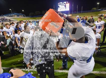 Thumbnail 2 in East Bernard vs. Pewitt (UIL 3A State Semifinal) photogallery.