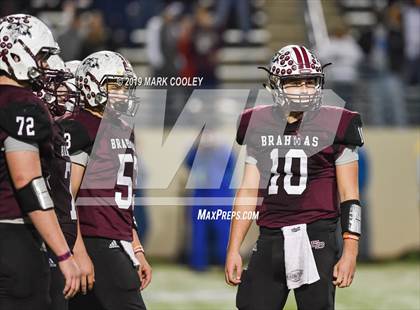 Thumbnail 1 in East Bernard vs. Pewitt (UIL 3A State Semifinal) photogallery.