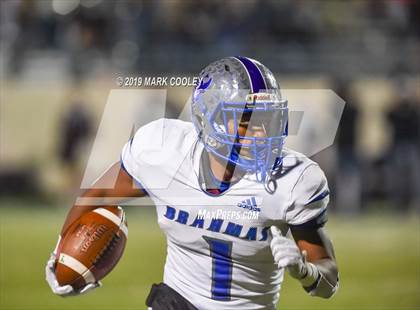 Thumbnail 2 in East Bernard vs. Pewitt (UIL 3A State Semifinal) photogallery.