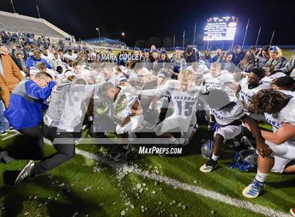 Thumbnail 3 in East Bernard vs. Pewitt (UIL 3A State Semifinal) photogallery.