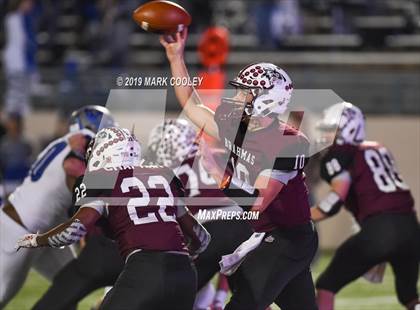 Thumbnail 3 in East Bernard vs. Pewitt (UIL 3A State Semifinal) photogallery.