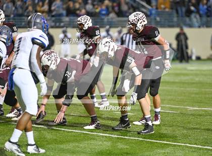 Thumbnail 3 in East Bernard vs. Pewitt (UIL 3A State Semifinal) photogallery.