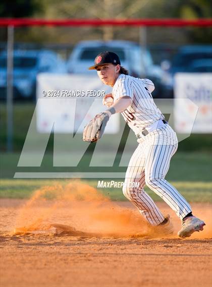 Thumbnail 1 in Lennard @ Palmetto photogallery.
