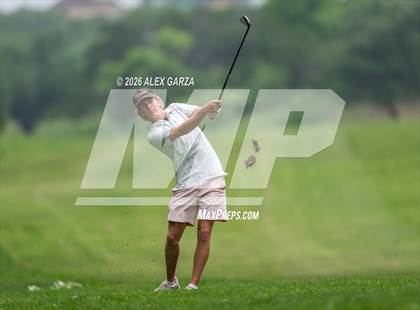 Thumbnail 2 in UIL 1A Boys Golf Finals (Round 2) photogallery.