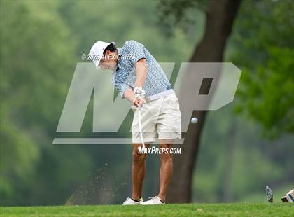 Thumbnail 3 in UIL 1A Boys Golf Finals (Round 2) photogallery.