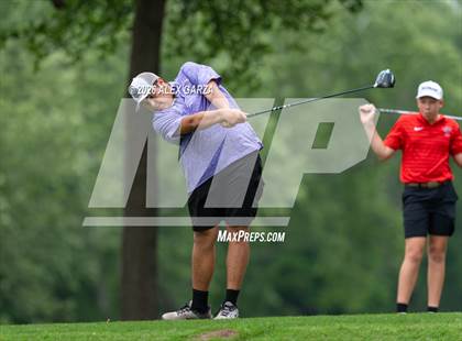 Thumbnail 3 in UIL 1A Boys Golf Finals (Round 2) photogallery.