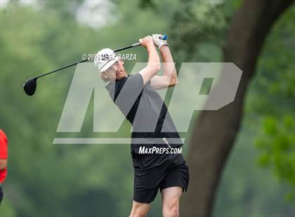Thumbnail 3 in UIL 1A Boys Golf Finals (Round 2) photogallery.