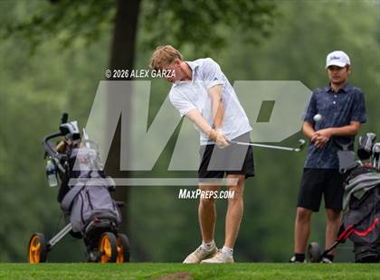 Thumbnail 3 in UIL 1A Boys Golf Finals (Round 2) photogallery.