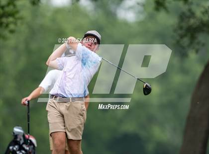 Thumbnail 3 in UIL 1A Boys Golf Finals (Round 2) photogallery.