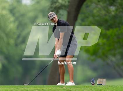 Thumbnail 2 in UIL 1A Boys Golf Finals (Round 2) photogallery.