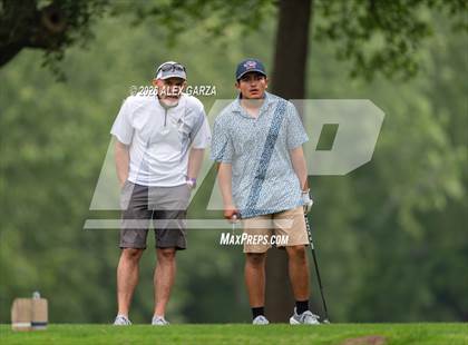 Thumbnail 2 in UIL 1A Boys Golf Finals (Round 2) photogallery.