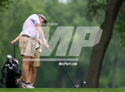 Thumbnail 1 in UIL 1A Boys Golf Finals (Round 2) photogallery.