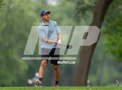 Thumbnail 2 in UIL 1A Boys Golf Finals (Round 2) photogallery.