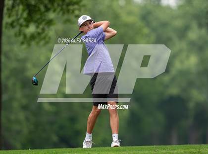 Thumbnail 2 in UIL 1A Boys Golf Finals (Round 2) photogallery.