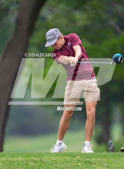 Thumbnail 2 in UIL 1A Boys Golf Finals (Round 2) photogallery.