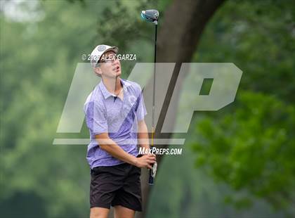 Thumbnail 3 in UIL 1A Boys Golf Finals (Round 2) photogallery.