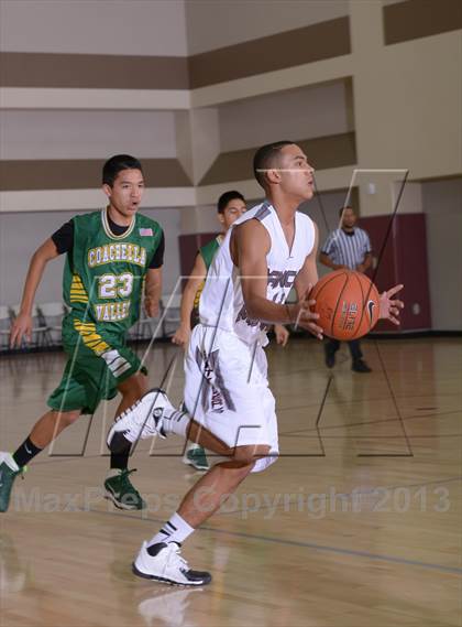 Thumbnail 1 in Coachella Valley vs. Rancho Mirage (MaxPreps Holiday Classic) photogallery.